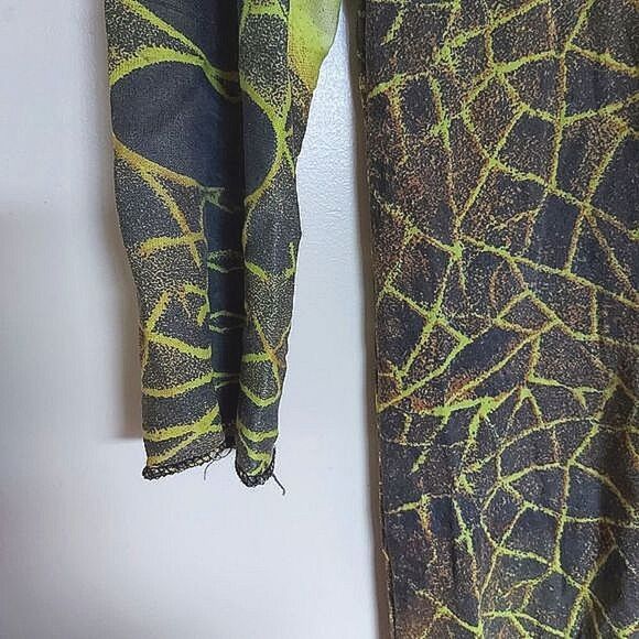 Pre-loved dinosaur catsuit onesie for costuming / upcycling - Picture 7 of 7